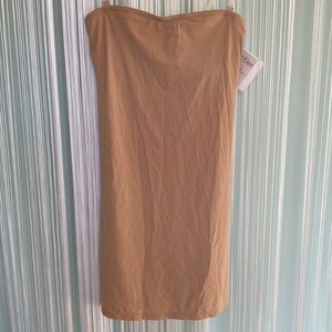 Calvin Klein Nude Hidden Wire Chemise NWT Size Small